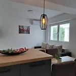 Apartment Urban Haven *