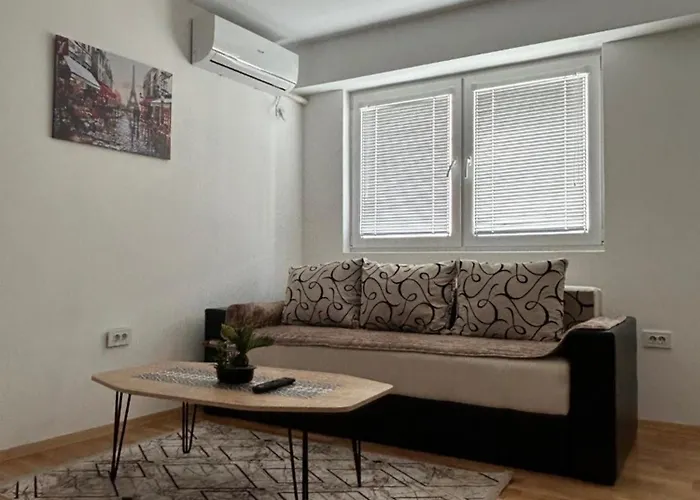 Apartament Urban Haven *